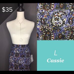 LuLaRoe Large Cassie Pencil Skirt
